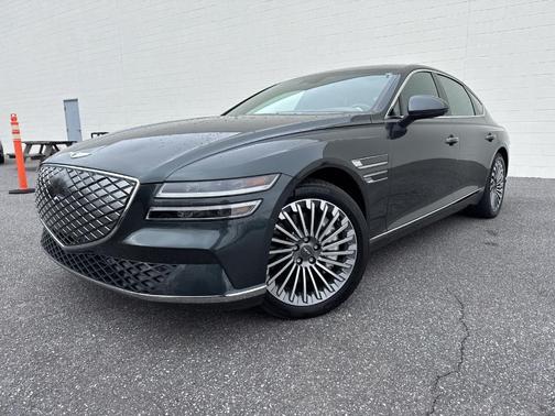 2024 Genesis Electrified G80 Advanced