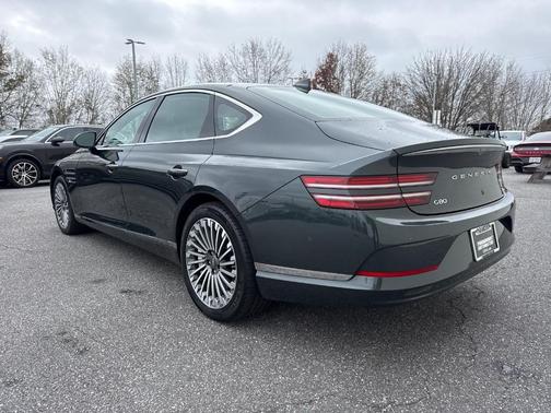 2024 Genesis Electrified G80 Advanced