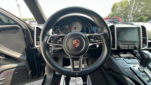 2017 Porsche Cayenne S