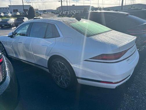 2023 Genesis G90 3.5T e-SC