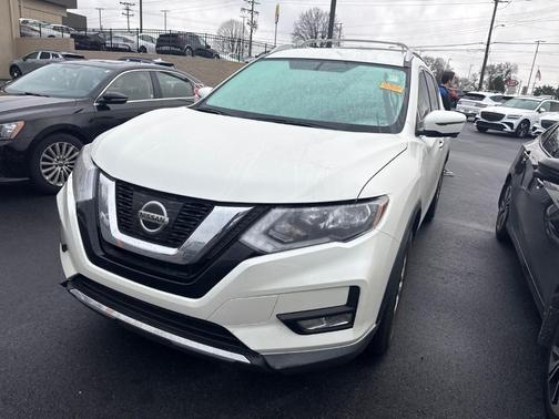 2017 Nissan Rogue SV