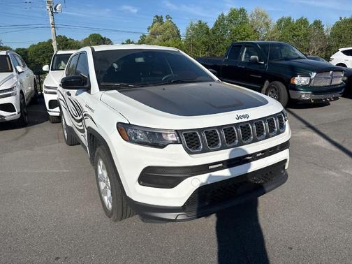 2024 Jeep Compass Sport