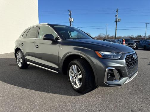 2023 Audi Q5 45 S line quattro Premium