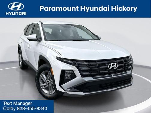 2025 Hyundai TUCSON SE