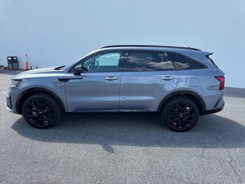 Everlasting Silver 2022 Kia Sorento SX