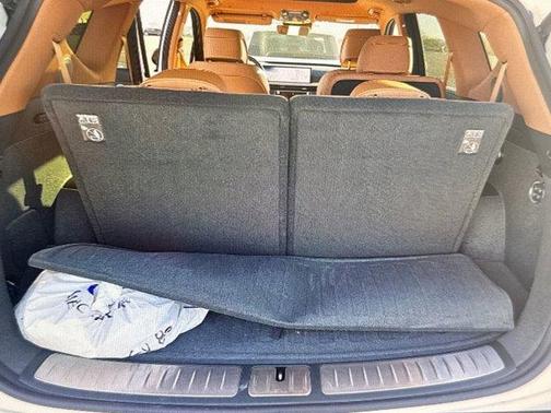 Uyuni White 2026 Genesis GV80 2.5T Prestige