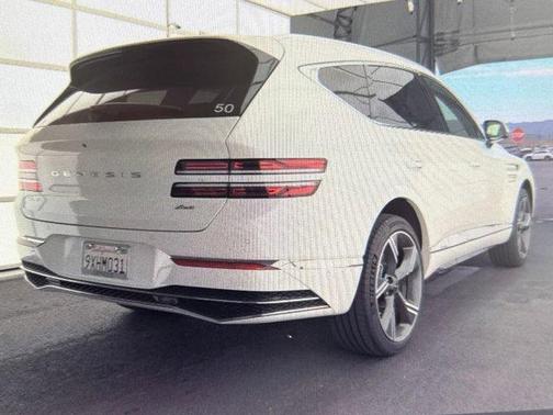 Uyuni White 2026 Genesis GV80 2.5T Prestige