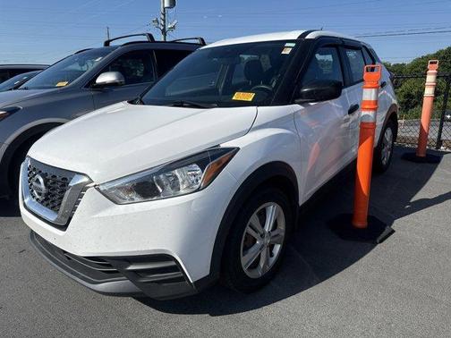 2020 Nissan Kicks S