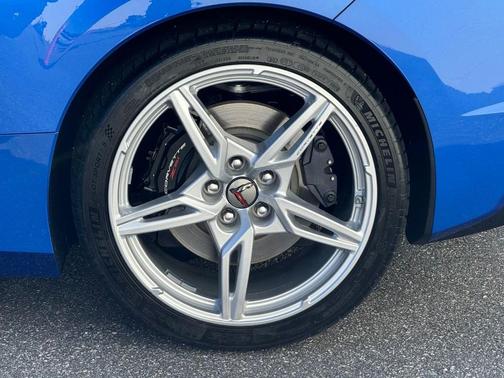 2020 Chevrolet Corvette Stingray w/3LT