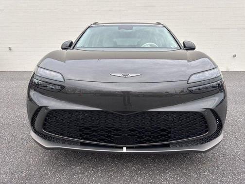 2024 Genesis GV60 Standard