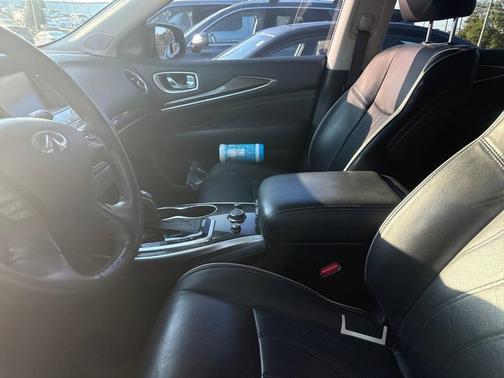 2018 INFINITI QX60 Base
