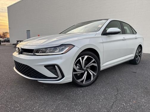 2025 Volkswagen Jetta 1.5T SEL