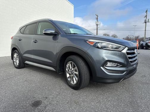2017 Hyundai TUCSON SE Plus