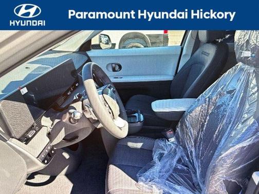 2025 Hyundai IONIQ 5 SEL