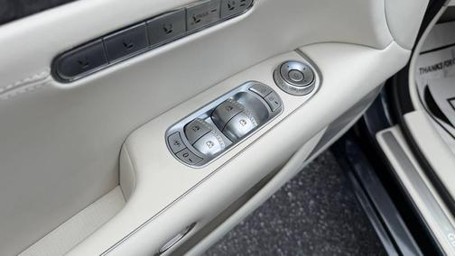 2023 Genesis G90 3.5T e-SC