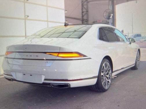 2025 Genesis G90 3.5T e-SC