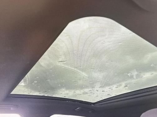 2025 Genesis GV60 Standard