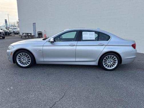 2012 BMW 535 i