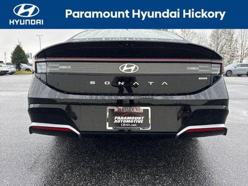 2025 Hyundai SONATA Hybrid Limited