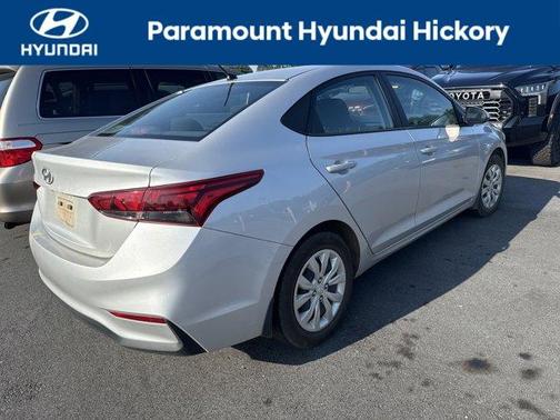 2021 Hyundai Accent SE