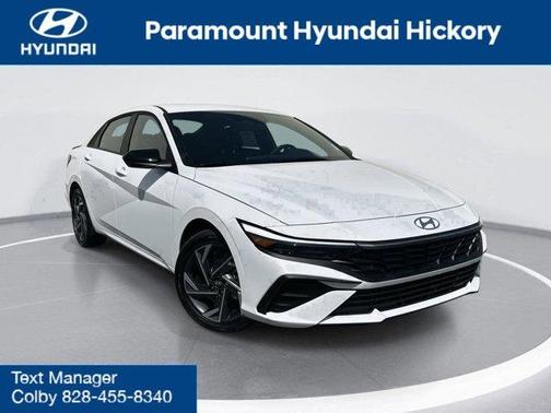 2025 Hyundai ELANTRA HEV SEL Sport