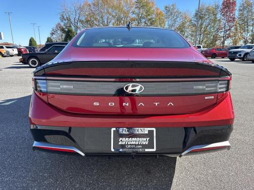 2025 Hyundai SONATA Hybrid Limited