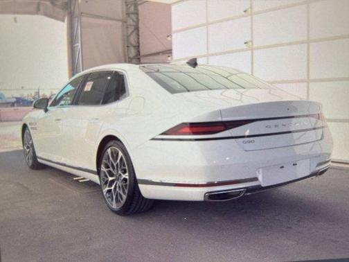 2025 Genesis G90 3.5T e-SC