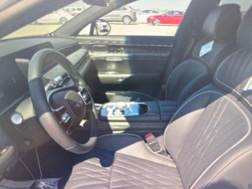 2025 Genesis G90 3.5T e-SC