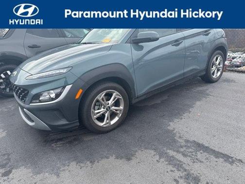 2022 Hyundai KONA SEL
