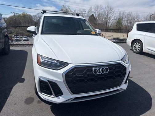 2023 Audi Q5 45 S line quattro Premium