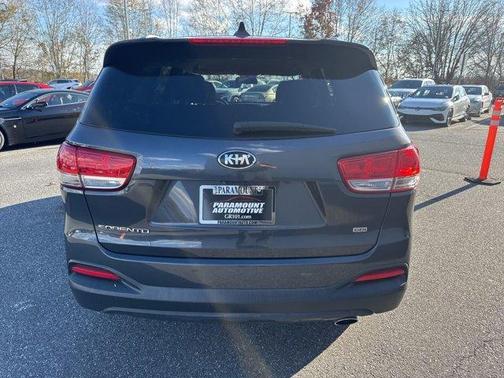 2018 Kia Sorento LX