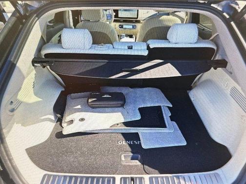 2025 Genesis GV60 Advanced