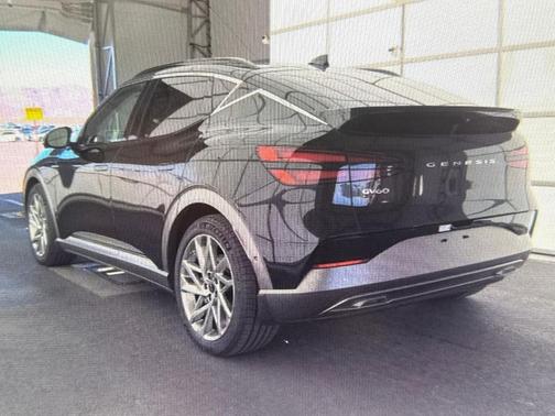 2025 Genesis GV60 Advanced