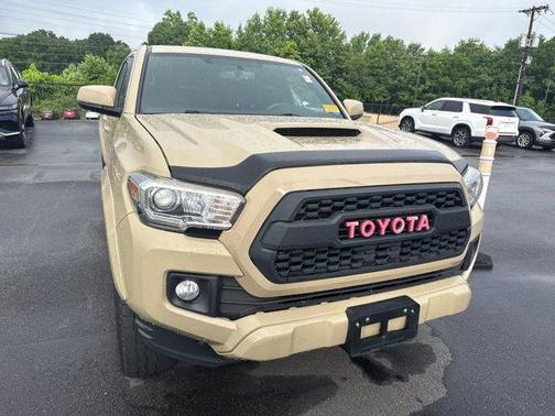 Quicksand 2017 Toyota Tacoma TRD Sport