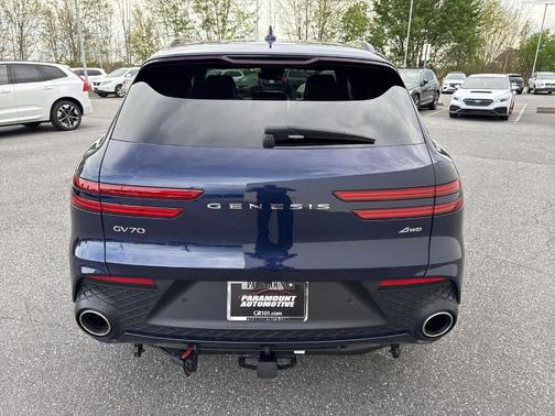 2025 Genesis GV70 2.5T