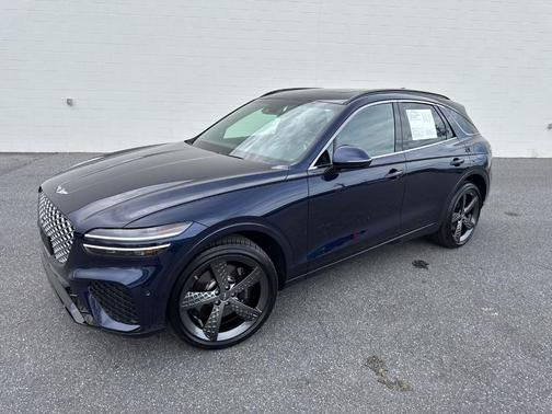 2025 Genesis GV70 2.5T