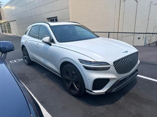 2024 Genesis GV70 2.5T