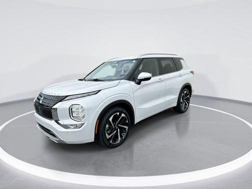 2024 Mitsubishi Outlander SEL