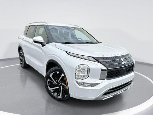 2024 Mitsubishi Outlander SEL