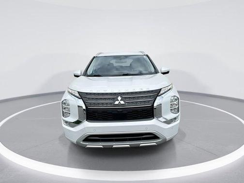 2024 Mitsubishi Outlander SEL