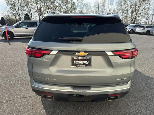 Sterling Gray Metallic 2023 Chevrolet Traverse Premier