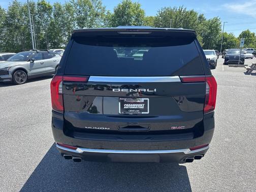 Onyx Black 2025 GMC Yukon XL Denali