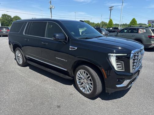Onyx Black 2025 GMC Yukon XL Denali