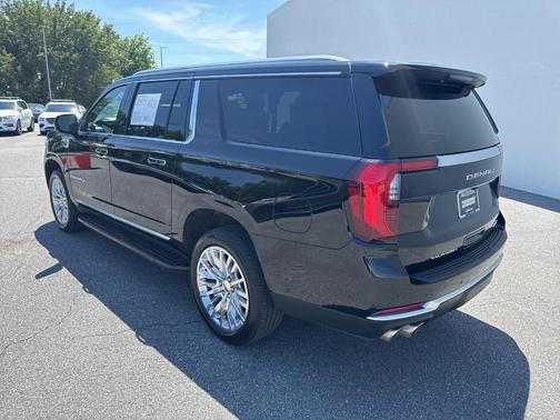 Onyx Black 2025 GMC Yukon XL Denali