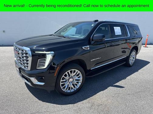 Onyx Black 2025 GMC Yukon XL Denali