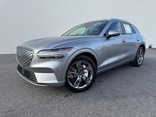 2025 Genesis Electrified GV70 Advanced
