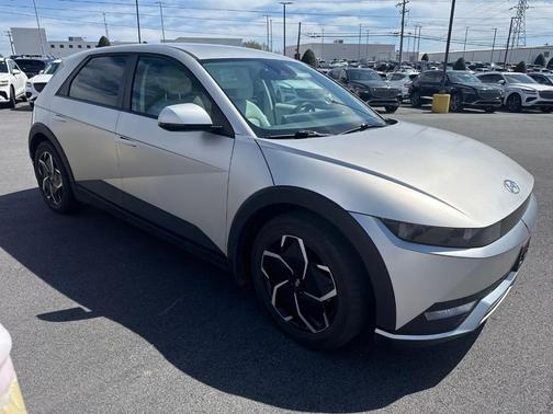 Gold 2023 Hyundai IONIQ 5 SEL