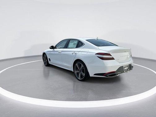 2025 Genesis G70 2.5T