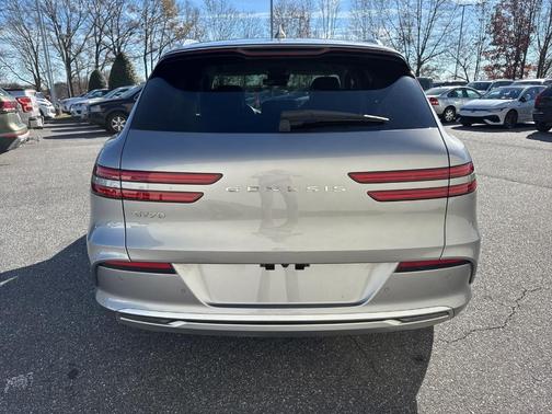 2025 Genesis Electrified GV70 Advanced