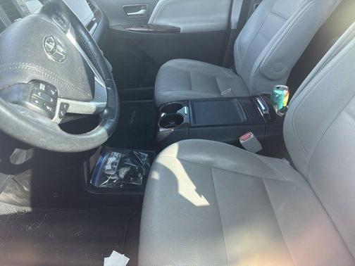 2019 Toyota Sienna Limited